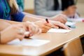Нарциссизм: Действительно ли мир переполнен самовлюблёнными личностями?